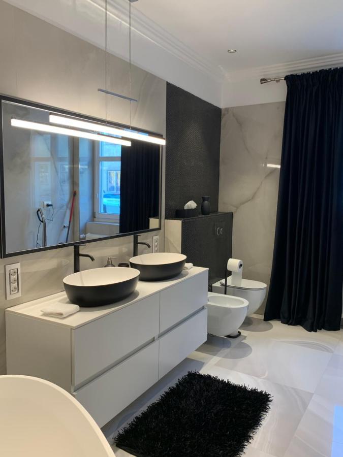 Schillerplatz Apartment Sibiu Eksteriør billede